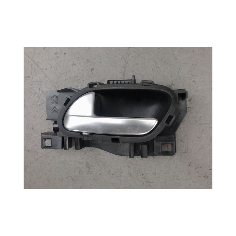 POIGNEE INTERIEURE PORTE AVANT GAUCHE PEUGEOT 208