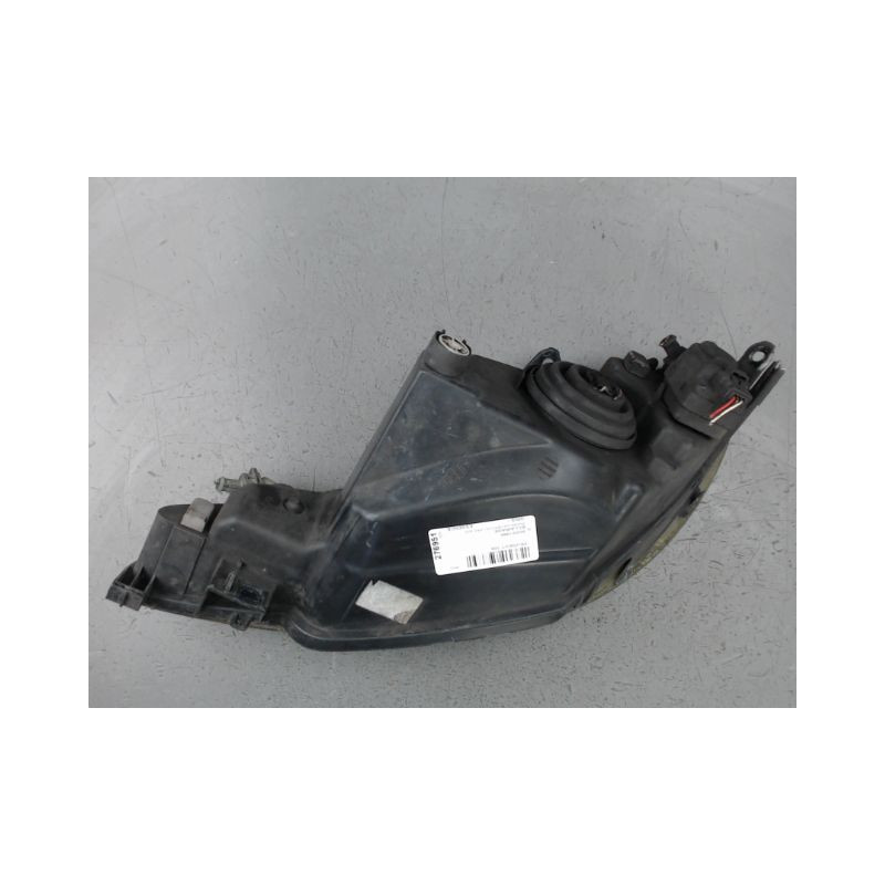 PHARE DROIT PEUGEOT 206