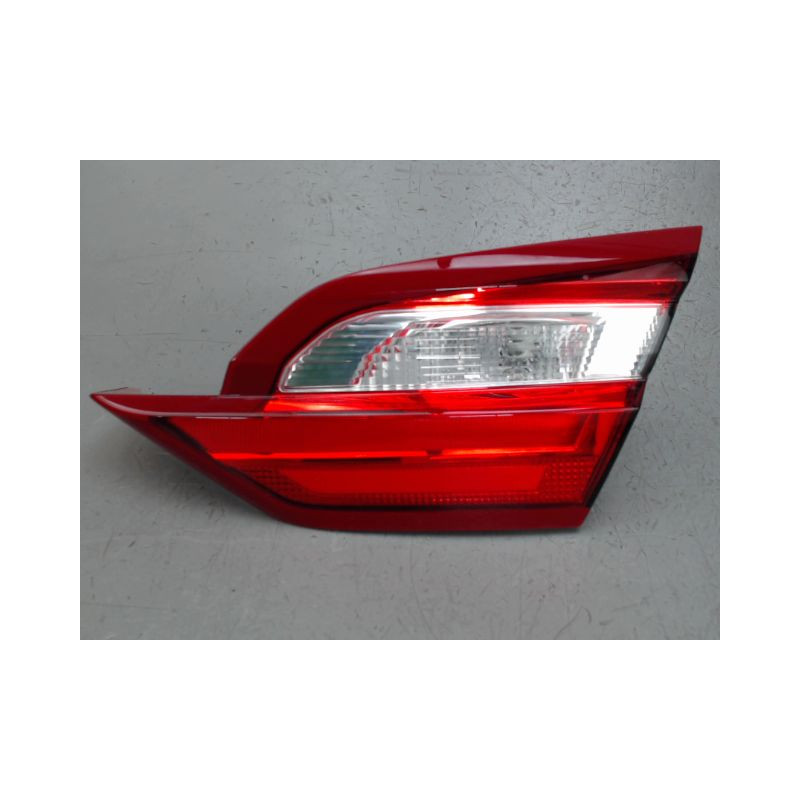 FEU ARRIERE INTERIEUR DROIT FORD FIESTA