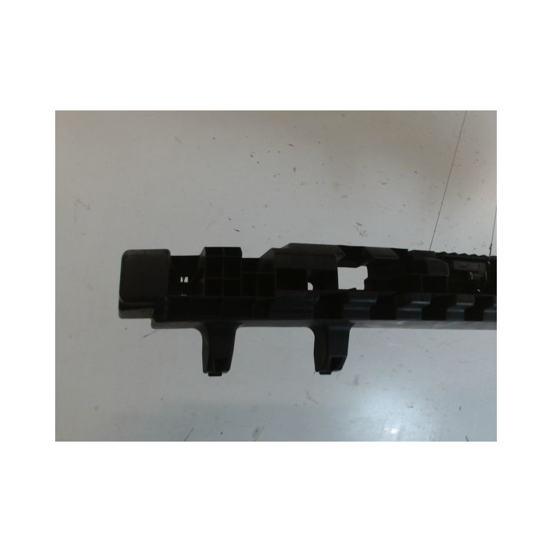 RENFORT PARE-CHOC ARRIERE  DACIA JOGGER