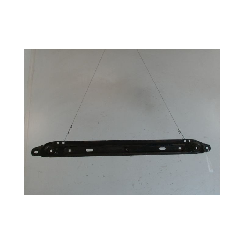 TRAVERSE INFERIEURE ARMATURE AVANT CITROEN C4