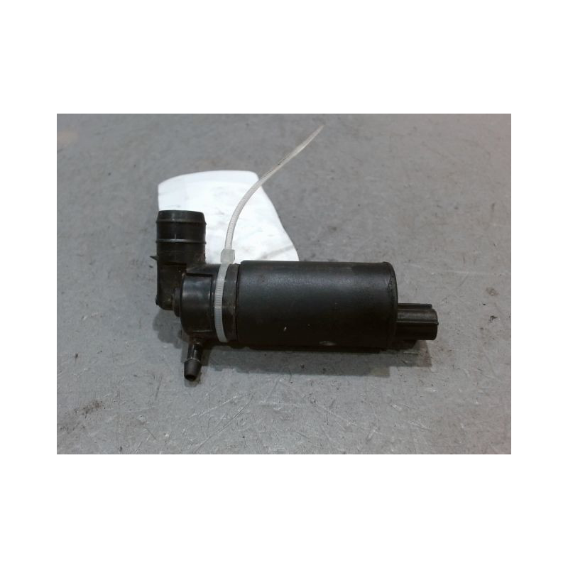 POMPE LAVE-GLACE AVANT TOYOTA COROLLA
