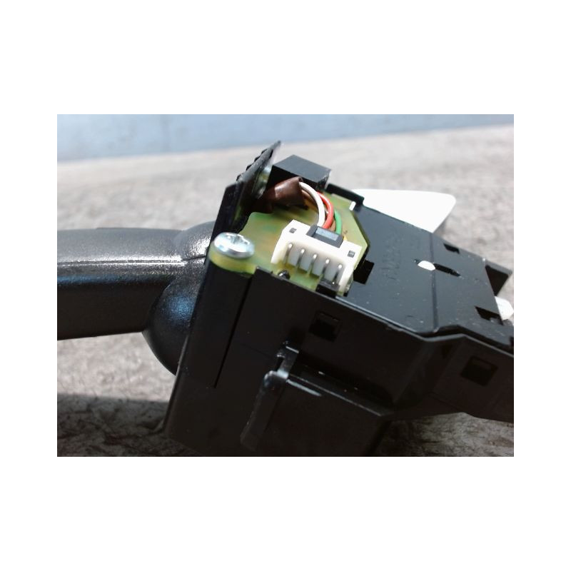 COMMANDE CLIGNOTANT VOLVO S40 2004-