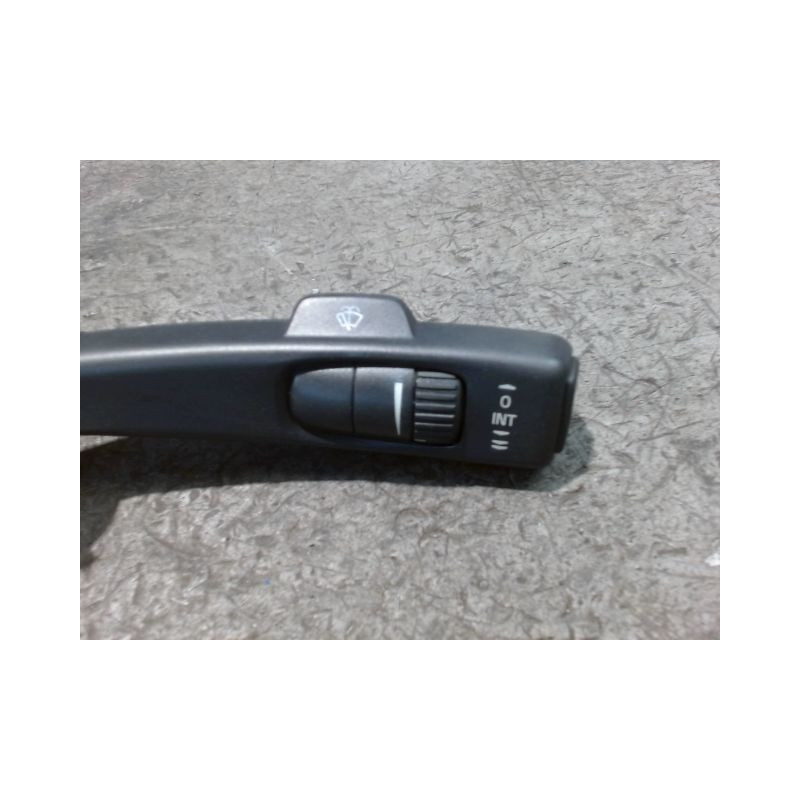 COMMANDE ESSUIE GLACE VOLVO S40 2004-