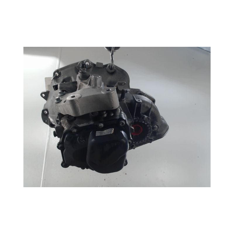 BOITE A VITESSE MECANIQUE OPEL CORSA 1.4 