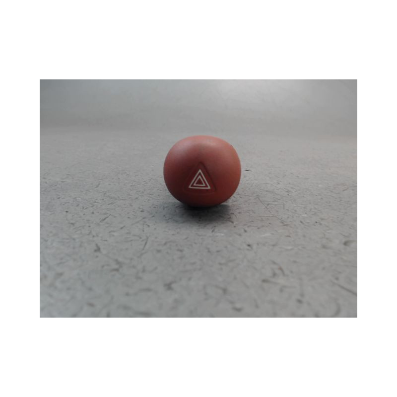 BOUTON DE WARNING RENAULT TWINGO