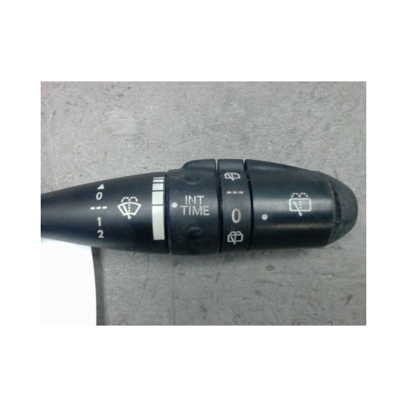 COMMANDE ESSUIE GLACE MITSUBISHI COLT CZ 2005-