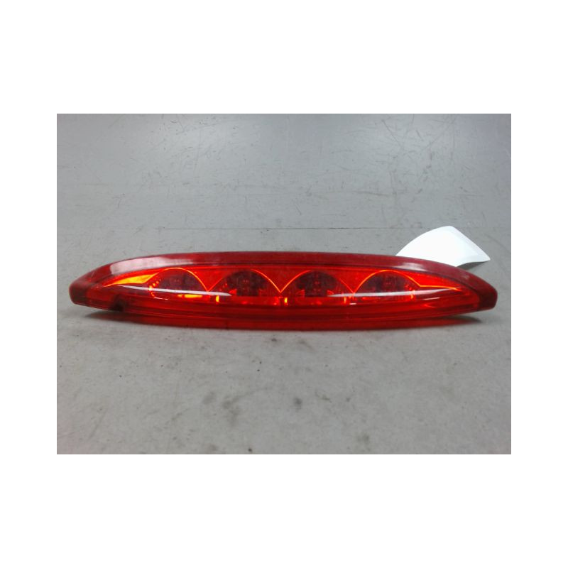 FEUX STOP SUPPLEMENTAIRE PEUGEOT 208