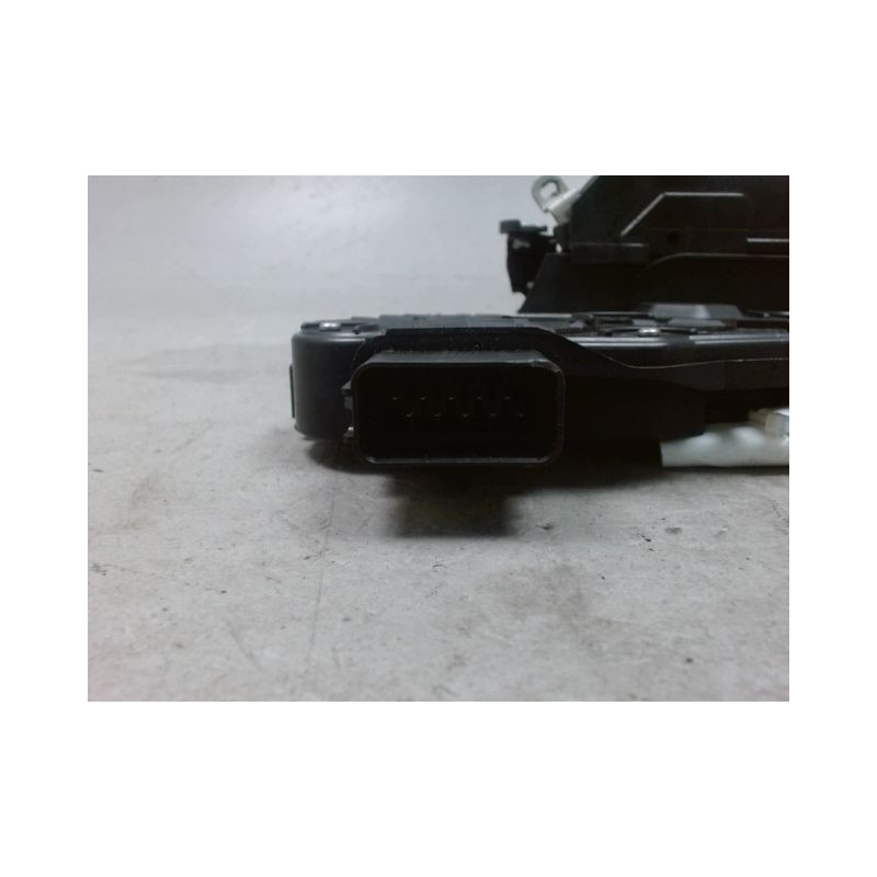 SYSTEME CONDAMNATION AVANT DROIT FORD KUGA -2008