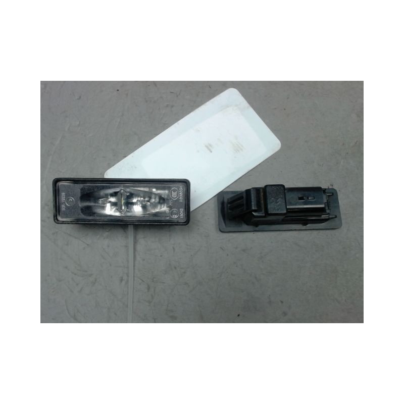 ECLAIREUR PLAQUE DE POLICE PEUGEOT 308