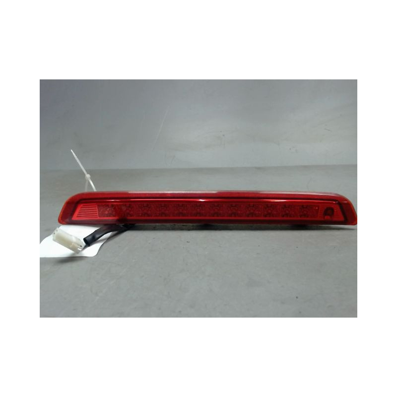 FEUX STOP SUPPLEMENTAIRE HYUNDAI I 30