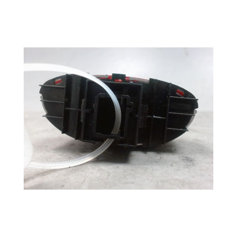 BOUTON DE WARNING PEUGEOT 206