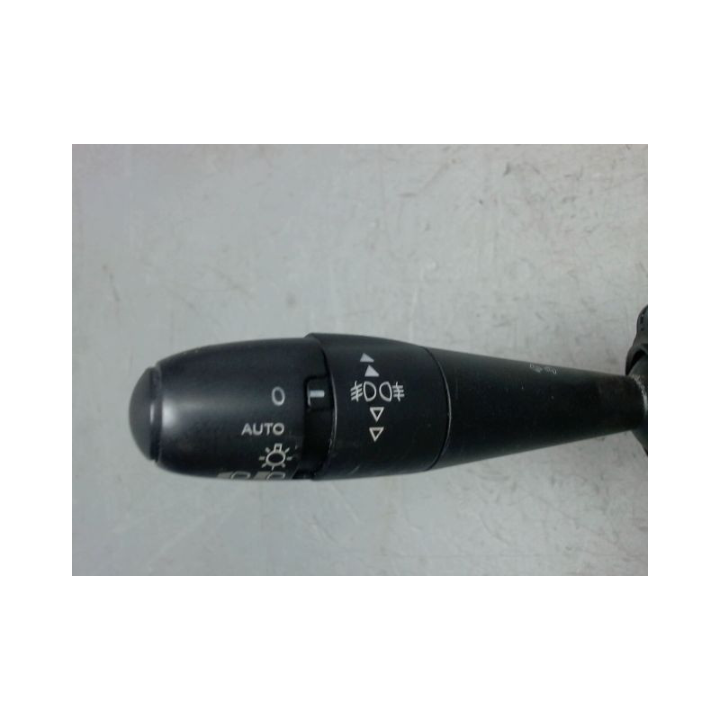 BLOC COMMODOS PEUGEOT 3008 2009-