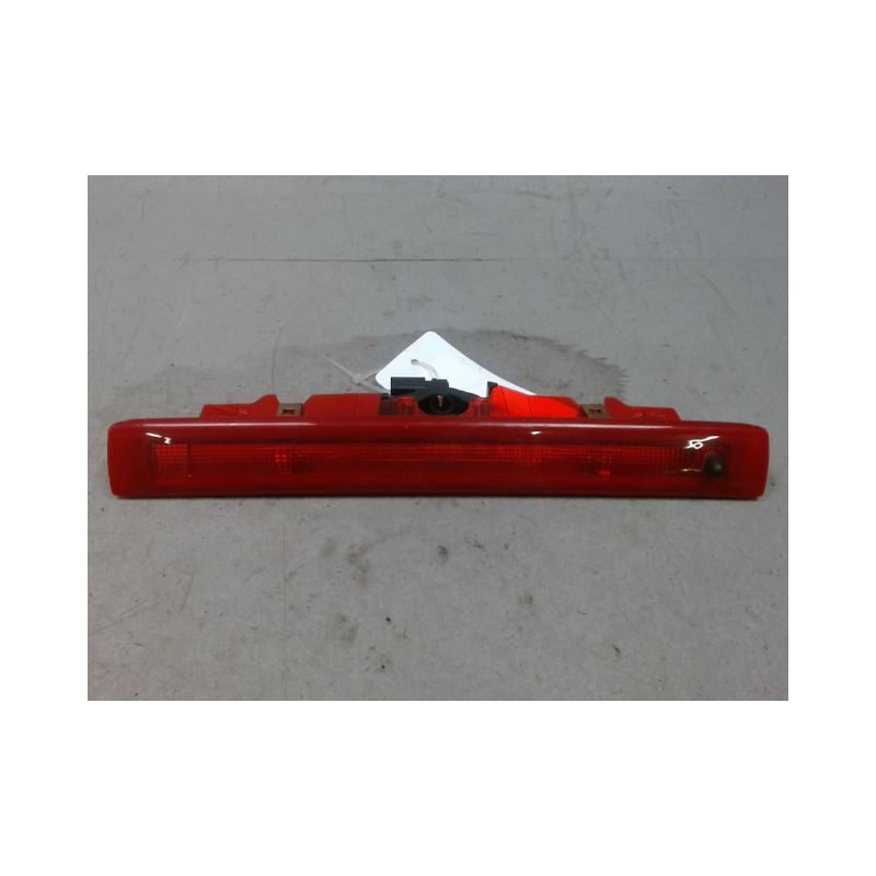 FEUX STOP SUPPLEMENTAIRE RENAULT CLIO