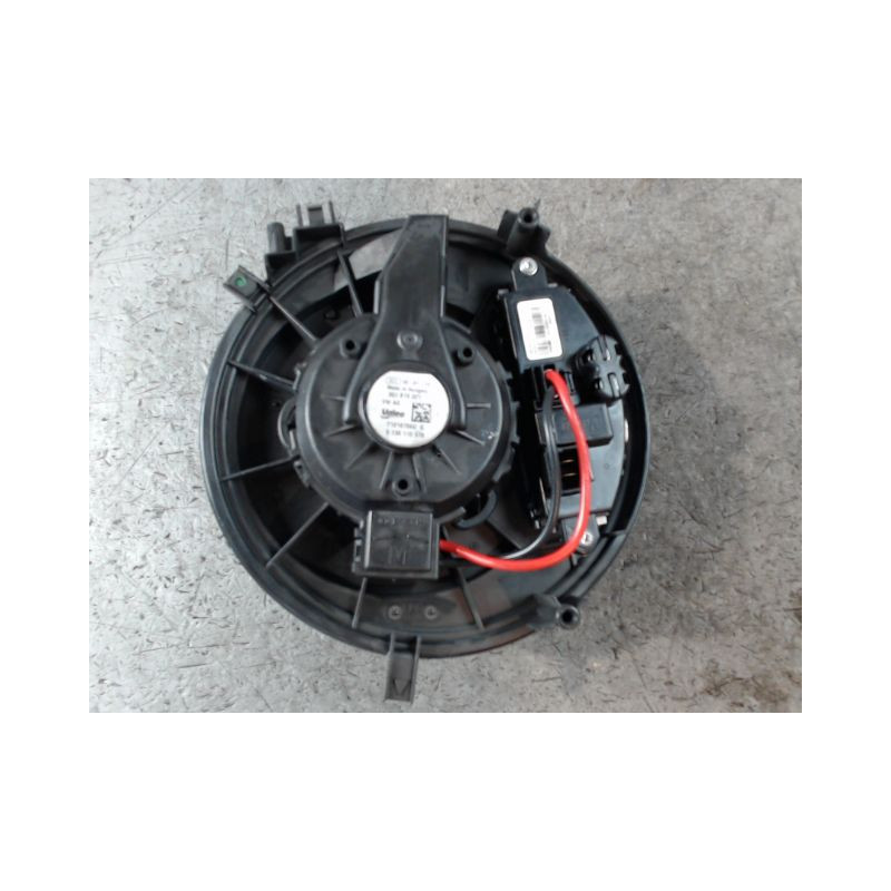 MOTEUR VENTILATEUR CHAUFFAGE VOLKSWAGEN TIGUAN