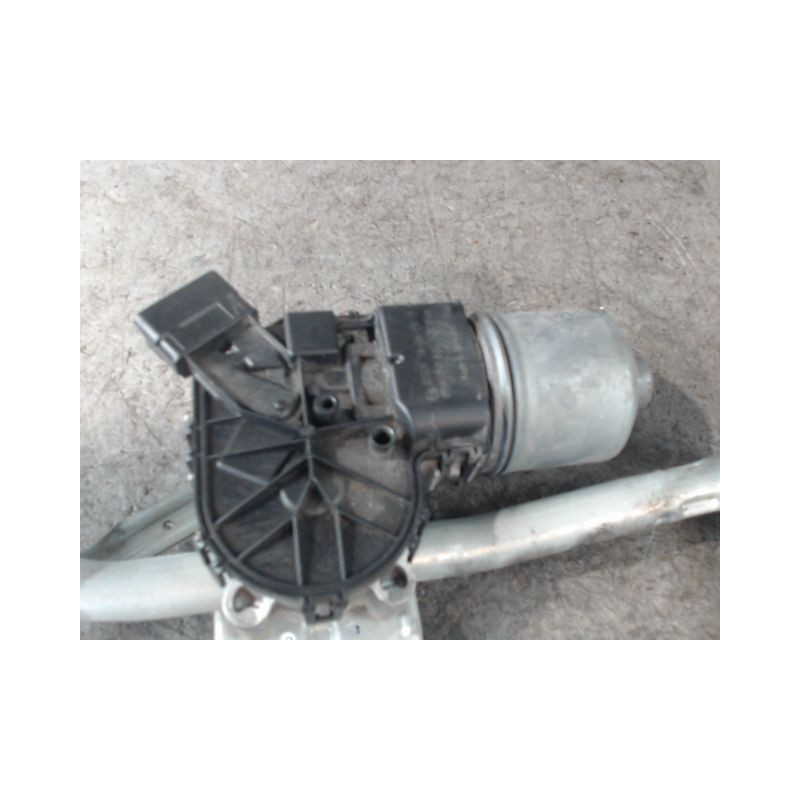 MOTEUR ESSUIE-GLACE AVANT PEUGEOT PARTNER FGT 2002-