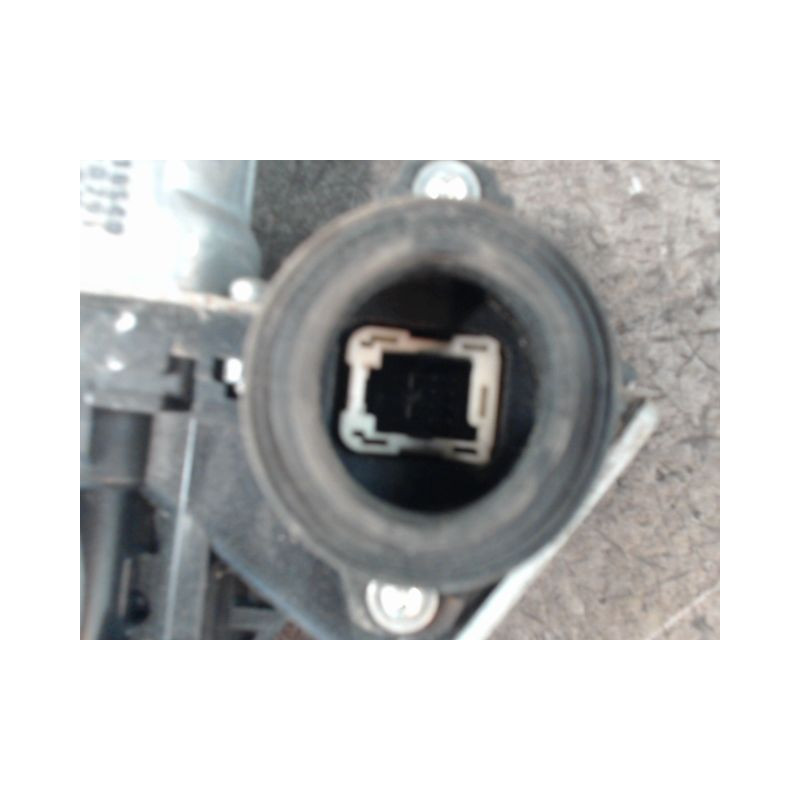 MECANISME+MOTEUR LEVE-GLACE AVANT GAUCHE TOYOTA RAV4