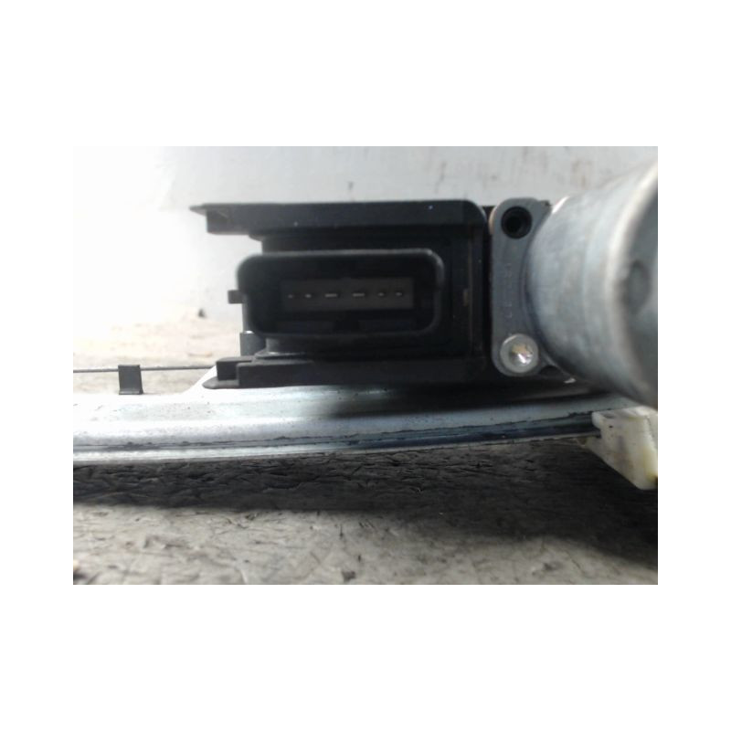 MECANISME+MOTEUR LEVE-GLACE ARRIERE DROIT PEUGEOT 208