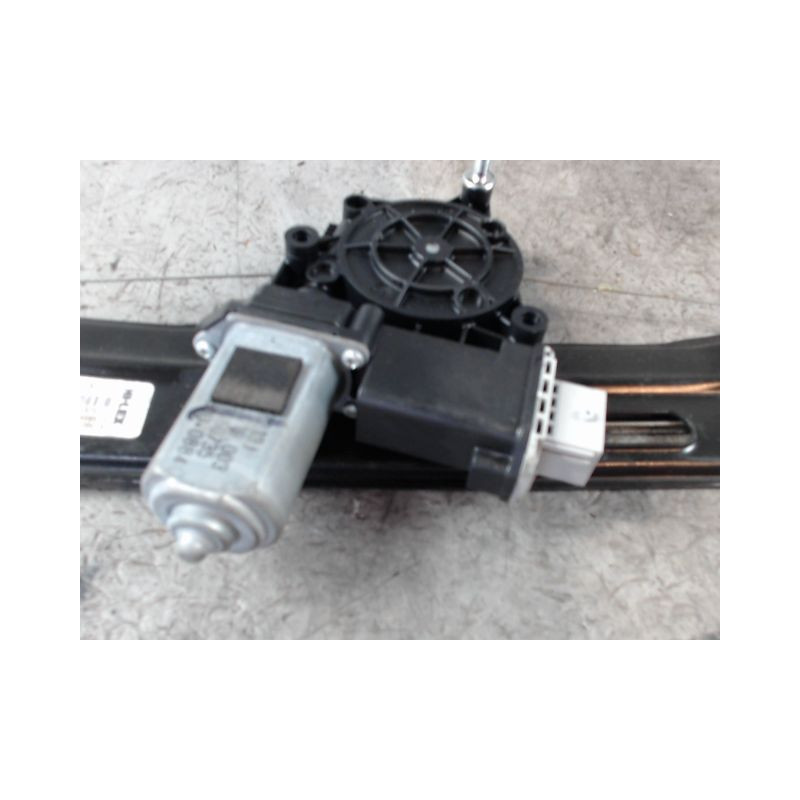 MECANISME+MOTEUR LEVE-GLACE AVANT GAUCHE FIAT 500 2007-