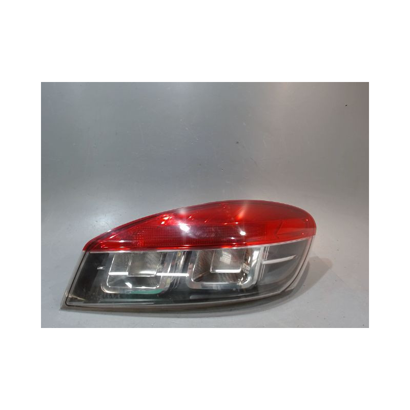 FEU ARRIERE DROIT RENAULT MEGANE