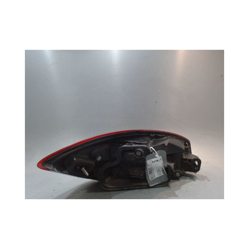 FEU ARRIERE DROIT RENAULT MEGANE