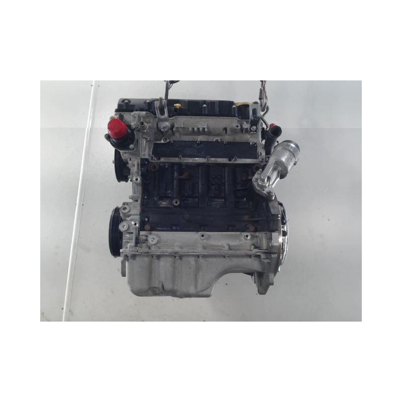 MOTEUR ESSENCE OPEL CORSA 1.4 
