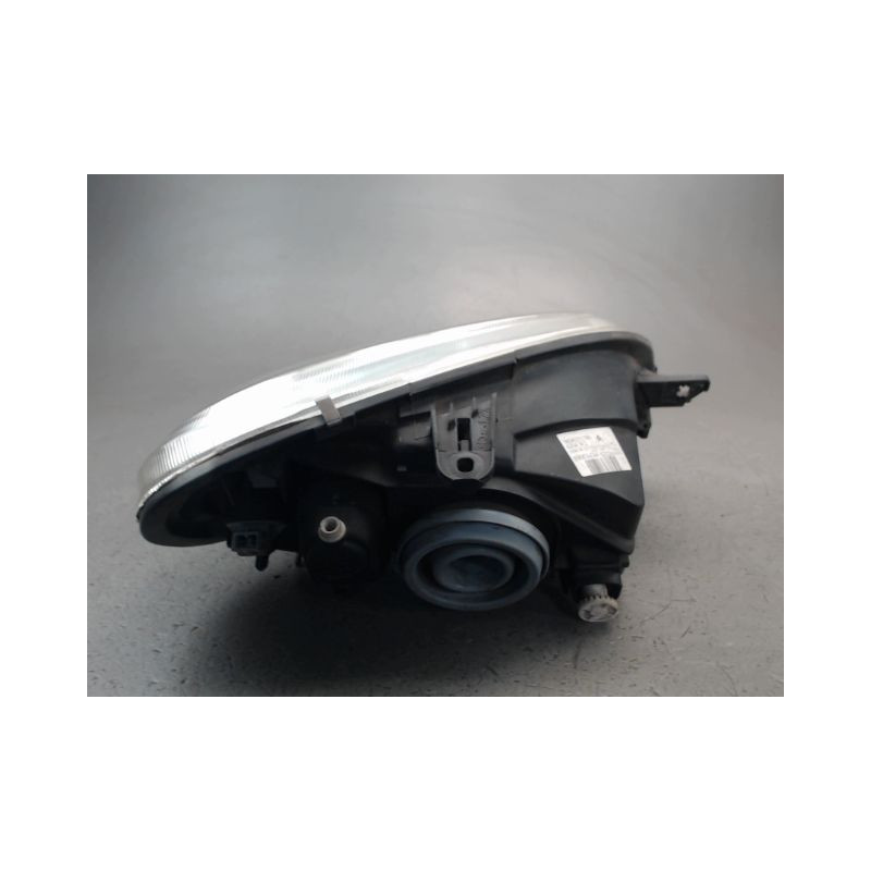 PHARE GAUCHE CITROEN SAXO