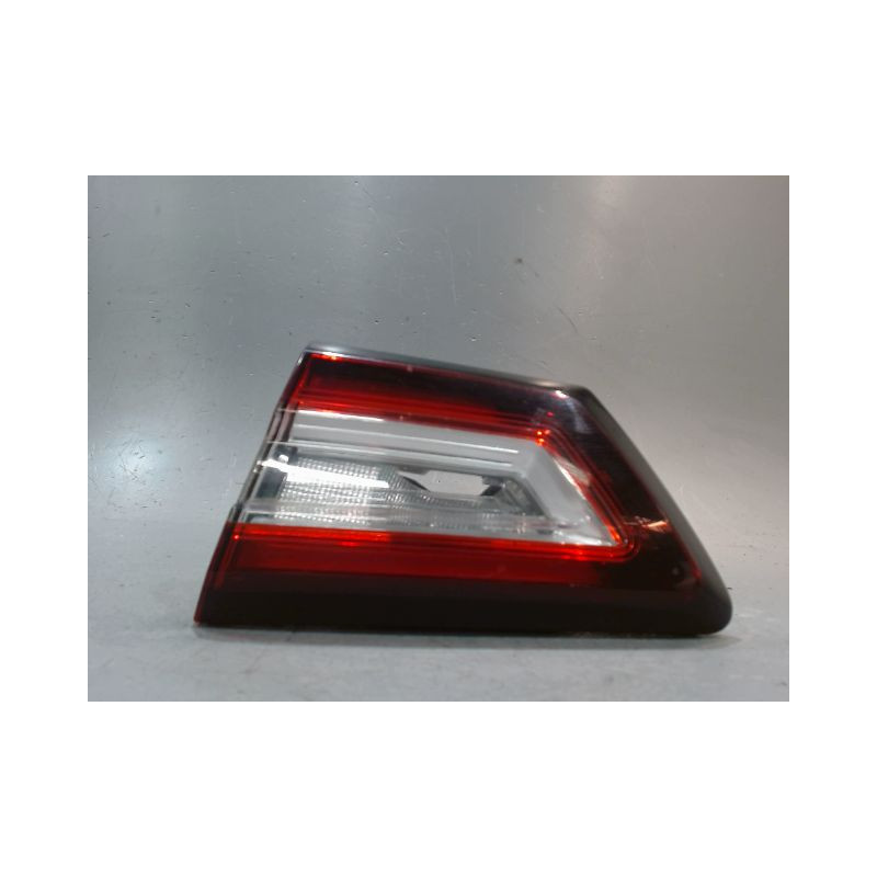 FEU ARRIERE INTERIEUR DROIT RENAULT CLIO