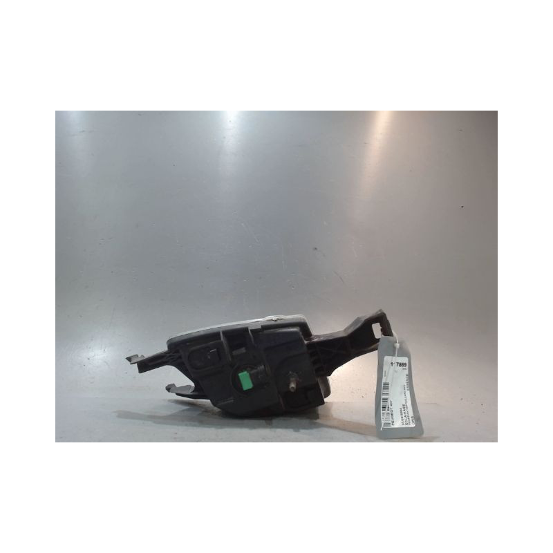 PHARE ANTIBROUILLARD AVANT DROIT PEUGEOT 407
