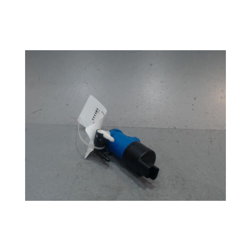 POMPE LAVE-GLACE AVANT DACIA SANDERO