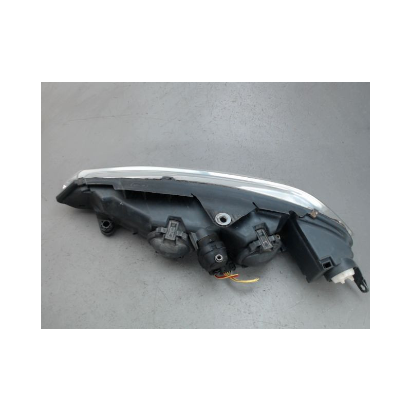 PHARE DROIT PEUGEOT 406