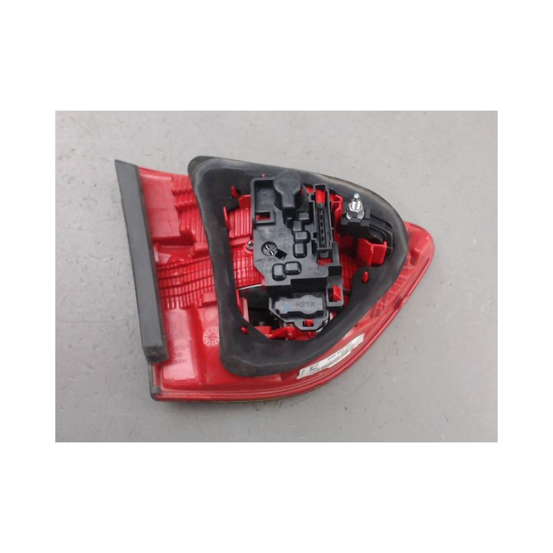 FEU ARRIERE INTERIEUR DROIT SEAT EXEO