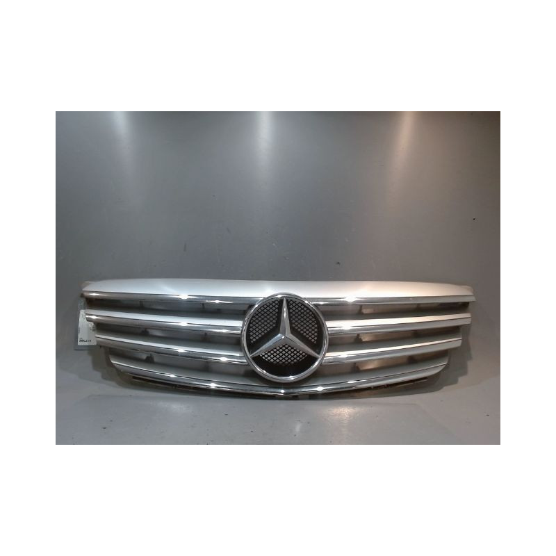 CALANDRE MERCEDES CLASSE B