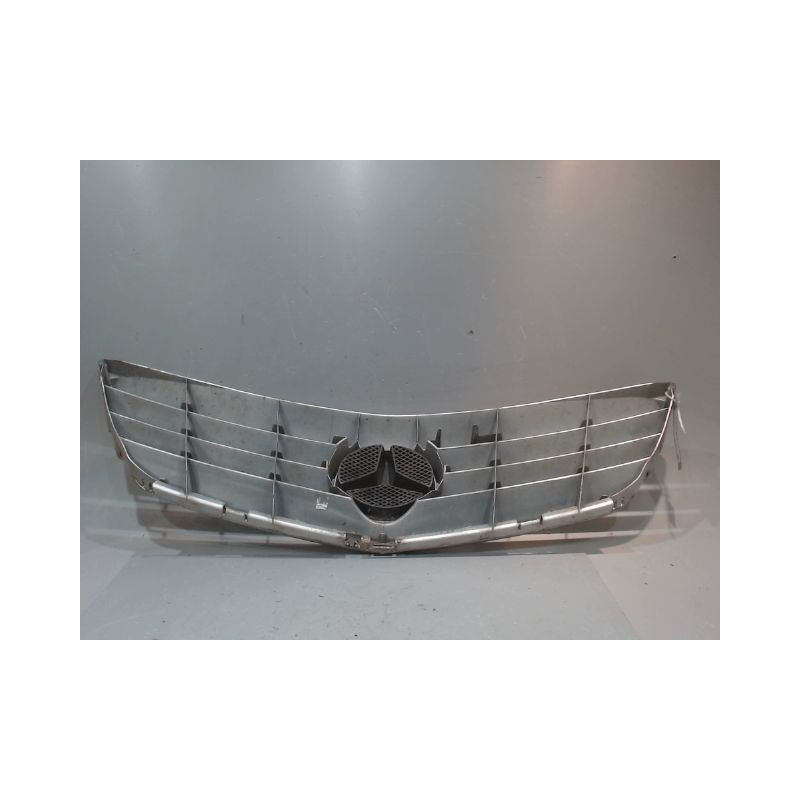 CALANDRE MERCEDES CLASSE B