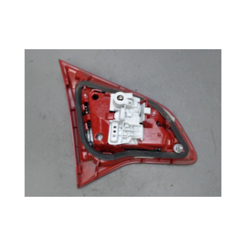 FEU ARRIERE INTERIEUR DROIT OPEL MERIVA