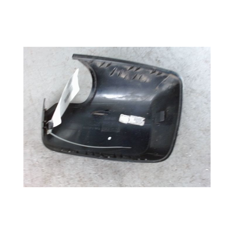 CARENAGE RETROVISEUR EXTERIEUR GAUCHE B.M.W. X3