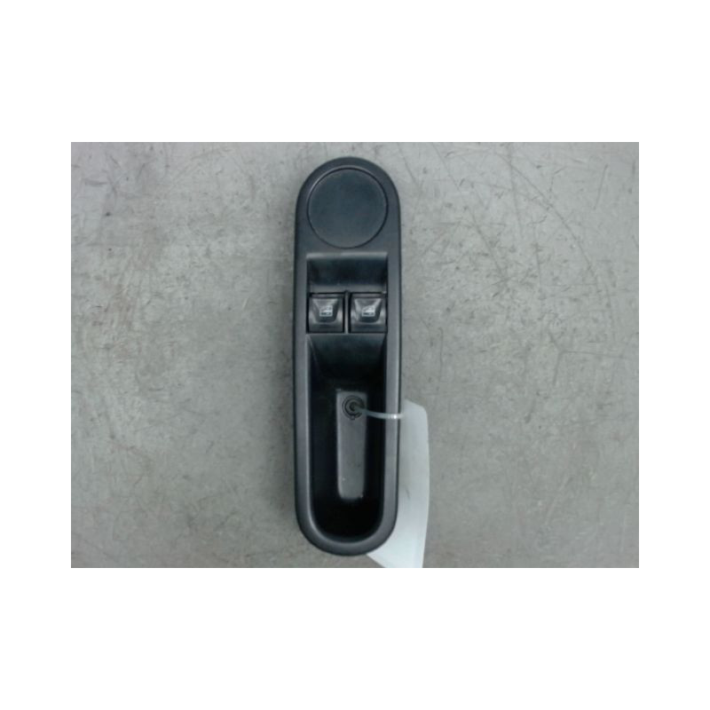COMMANDE LEVE-GLACE PORTE AVG RENAULT TWINGO