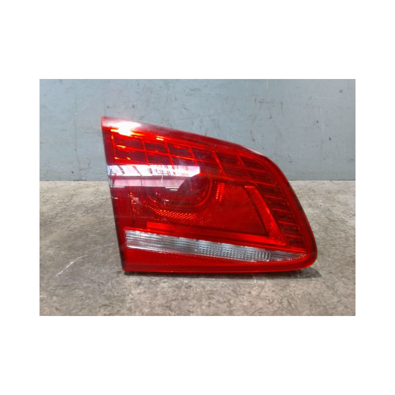 FEU ARRIERE INTERIEUR GAUCHE VOLKSWAGEN PASSAT 2010-
