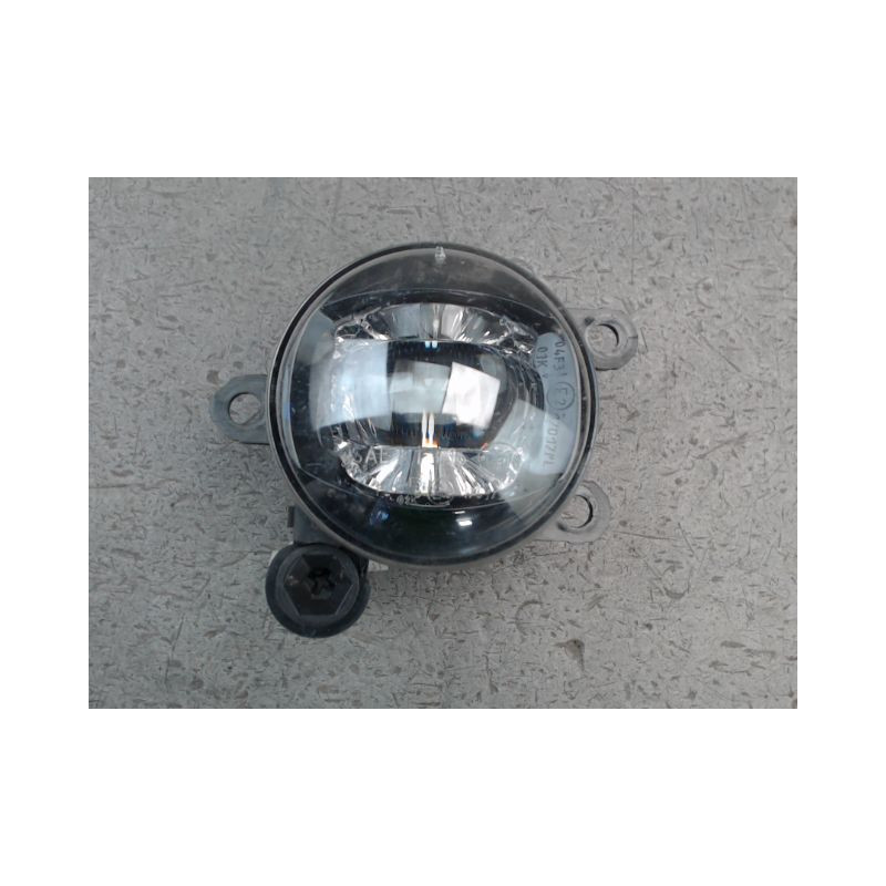 PHARE ANTIBROUILLARD AVANT GAUCHE FORD PUMA