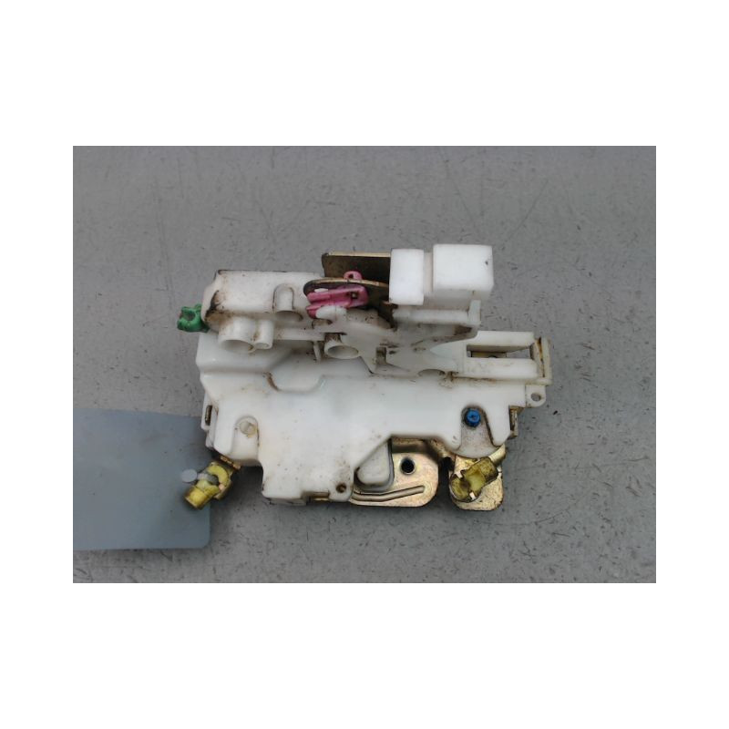 SYSTEME CONDAMNATION AVANT DROIT NISSAN PICK-UP PICKUP 2P III Phase 2 2002-2006