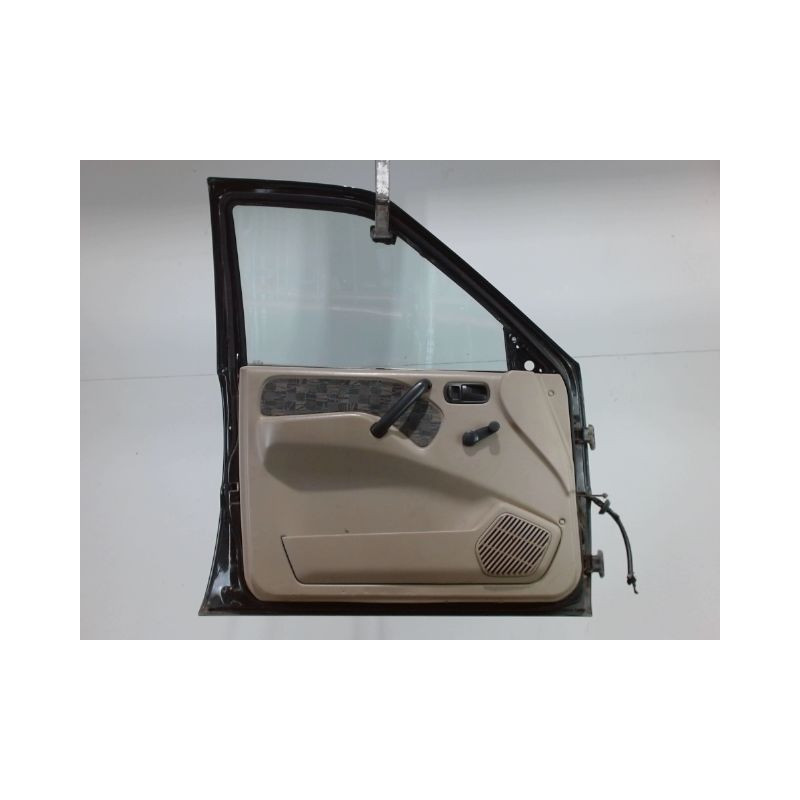 PORTE AVANT GAUCHE NISSAN TERRANO II 99-2002