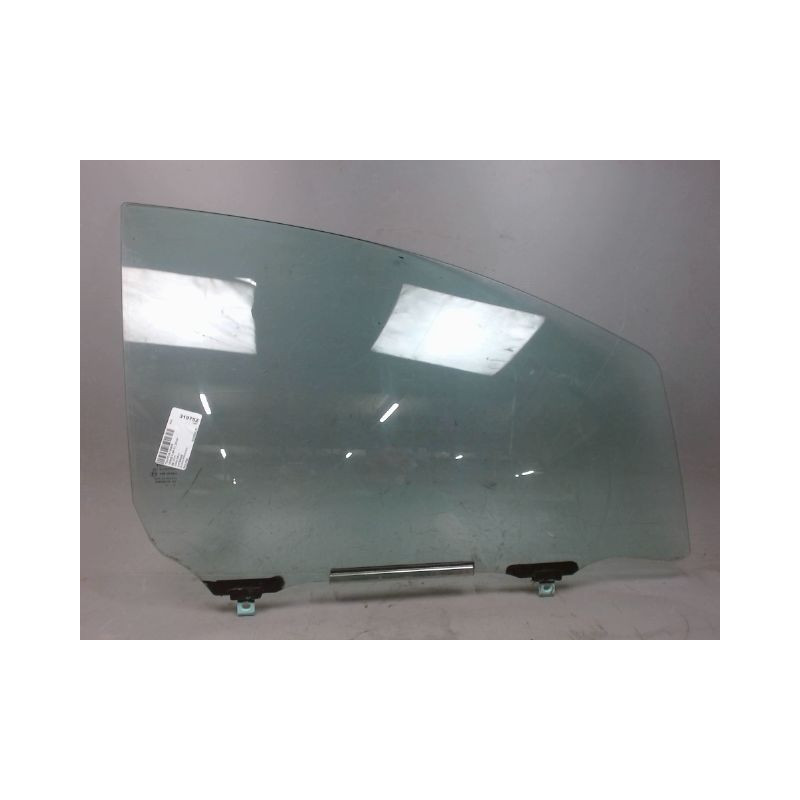 GLACE PORTE AVD TOYOTA YARIS II 2010-