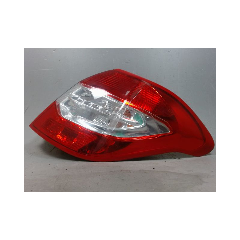 FEU ARRIERE DROIT CITROEN C4