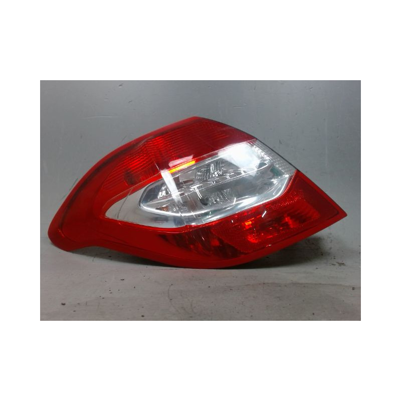 FEU ARRIERE GAUCHE  CITROEN C4