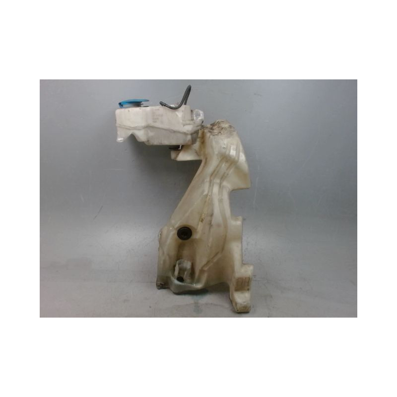 RESERVOIR LAVE-GLACE AVANT AUDI A4 2004-