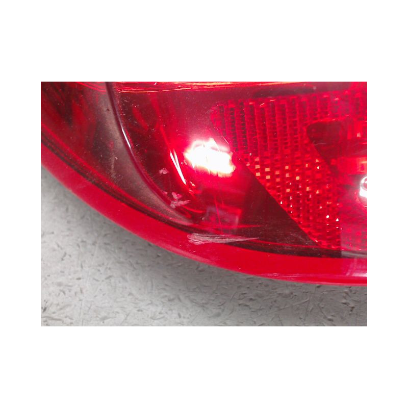 FEU ARRIERE GAUCHE  CITROEN C4