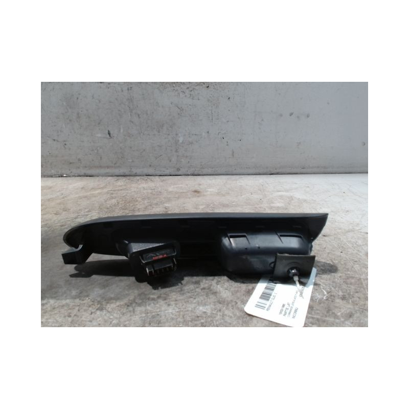 COMMANDE LEVE-GLACE PORTE AVD RENAULT CLIO