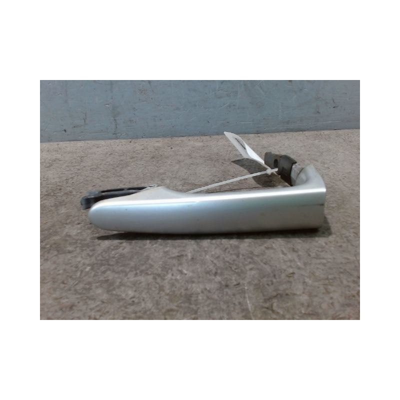 POIGNEE EXTERIEURE PORTE AVANT DROIT PEUGEOT 807