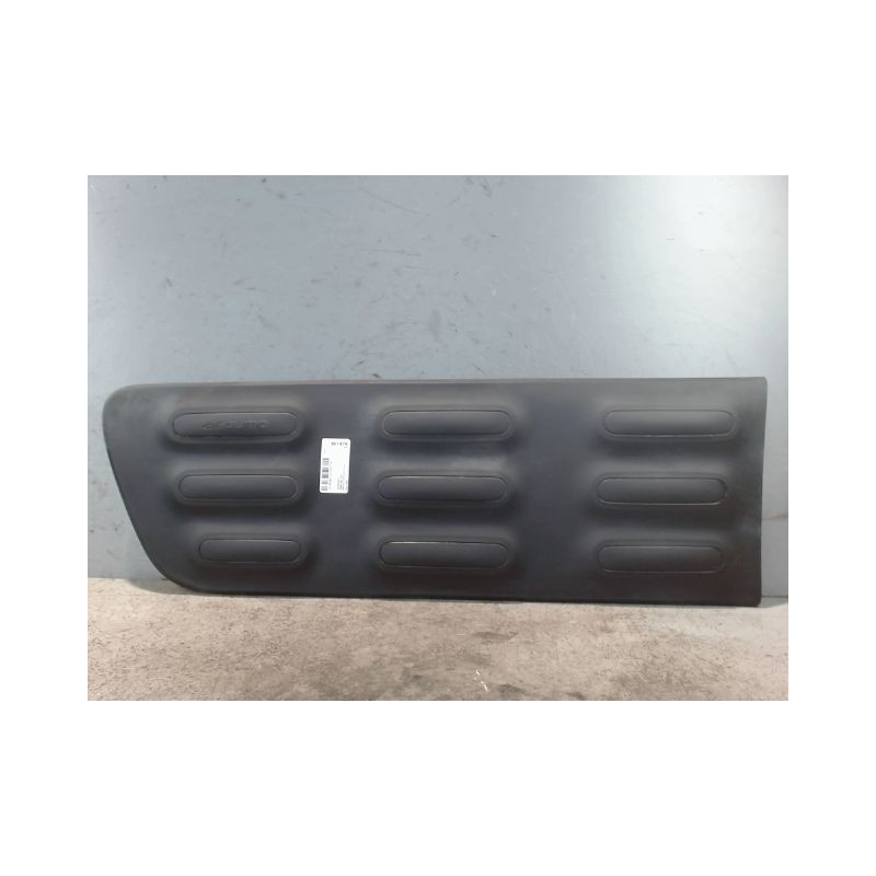 PROTECTION PORTE AVANT GAUCHE CITROEN C4 CACTUS