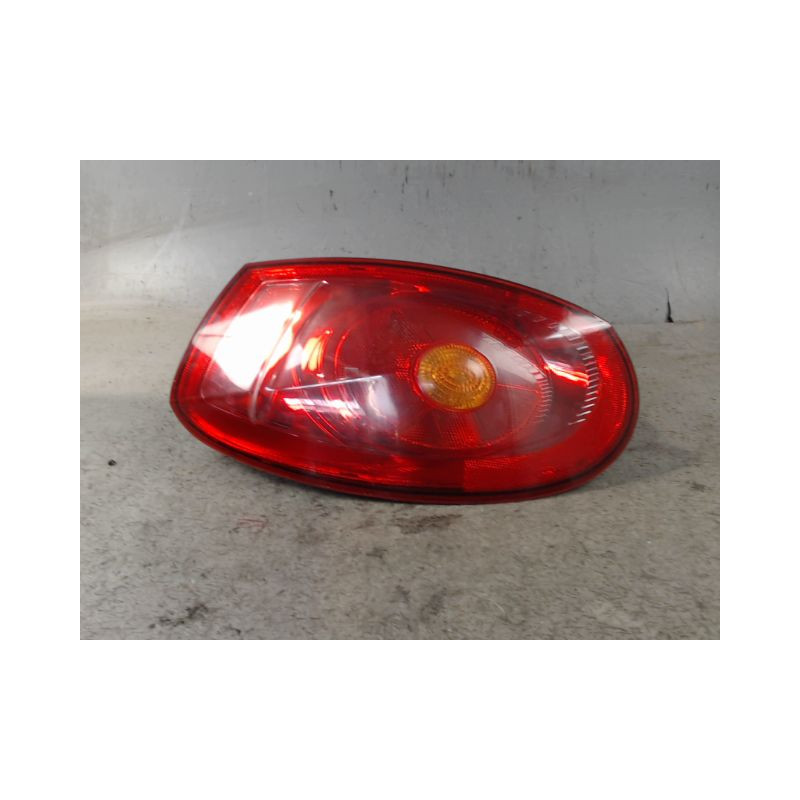 FEU ARRIERE GAUCHE  FIAT BRAVO 2007-